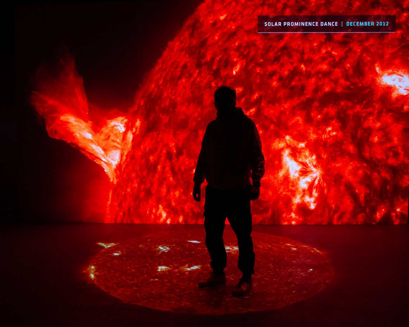 Deep Space projekcija
